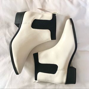 NWT Worthington White and Black Booties with Silver Toe